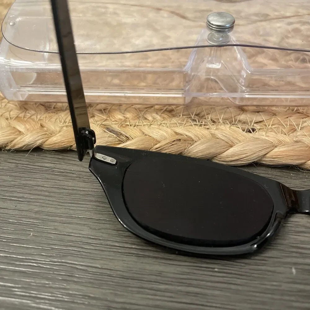 JOAN RIVERS 100% UV Protection Black Sunglasses with case